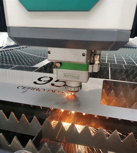 cnc corte metal|Corte de metales .